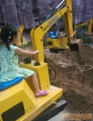 想进蓝翔得从娃娃抓起