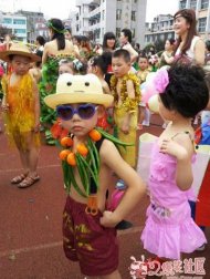 ����Ȼ����Ⱦ��ʱװ�� 