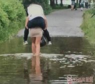 ����Ů�������˺��Ҹ� 