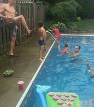 ΰ��ĸ������Ժ��ӵ� 